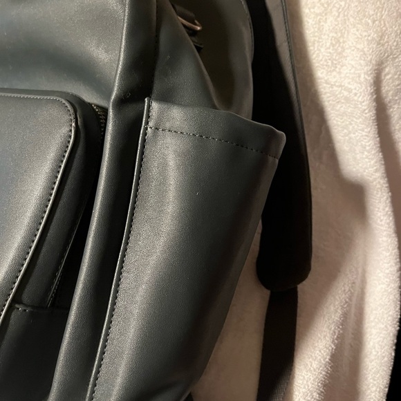 Skip Hop Gray Laptop Backpack - Picture 9 of 11